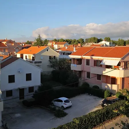 - Diklo 5913b Zadar